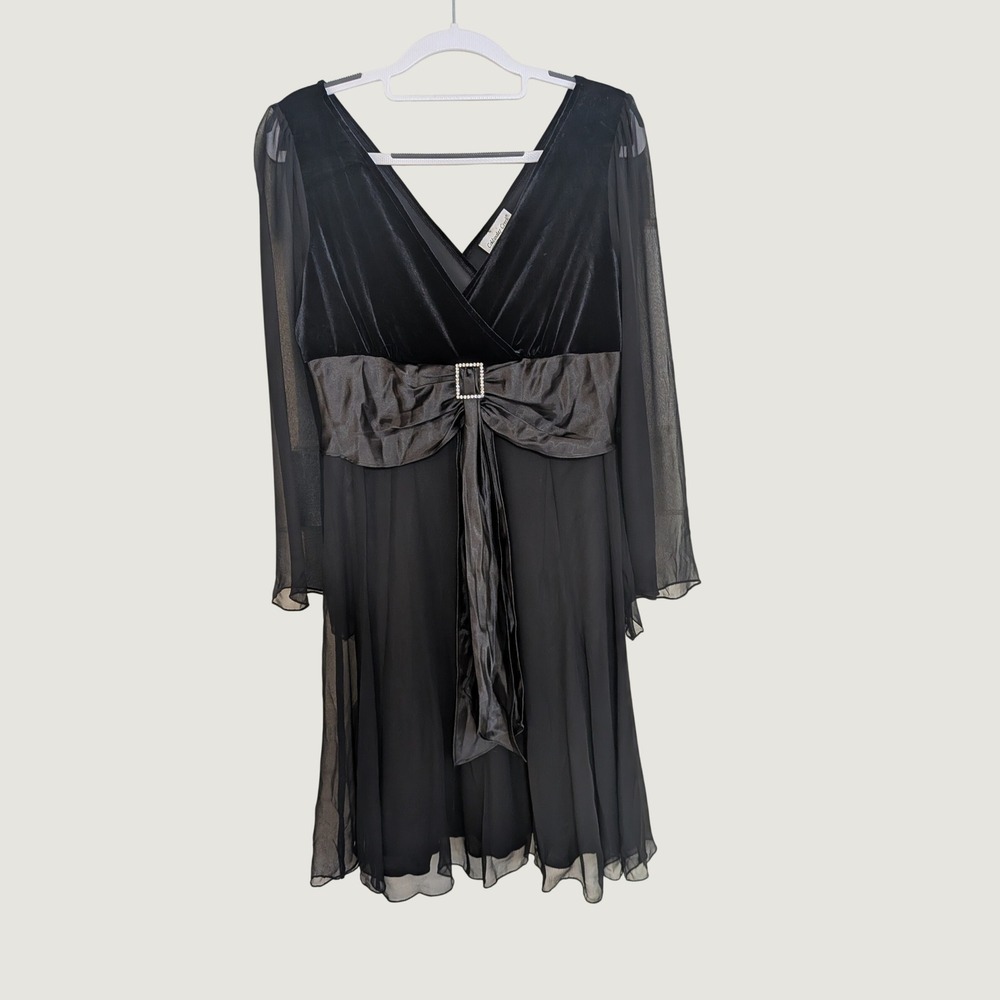 NWT Coldwater Creek Black Velvet Silk Chiffon Dress Rhinestone Buckle Petite 8